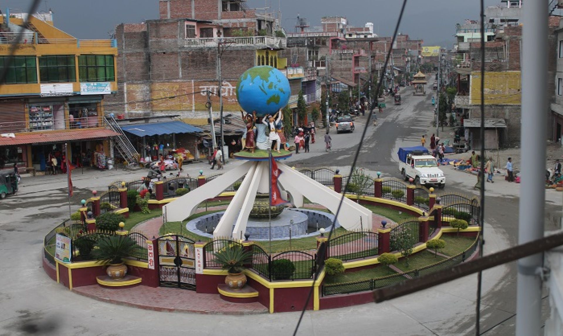 सडक विस्तारले कटारी बन्यो टोले बजारः पलायन हुँदै व्यापारी, छैन कारोबार 